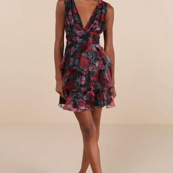 LuLu’s NWT black floral tiered mini dress tie back size Lg - Picture 8 of 8